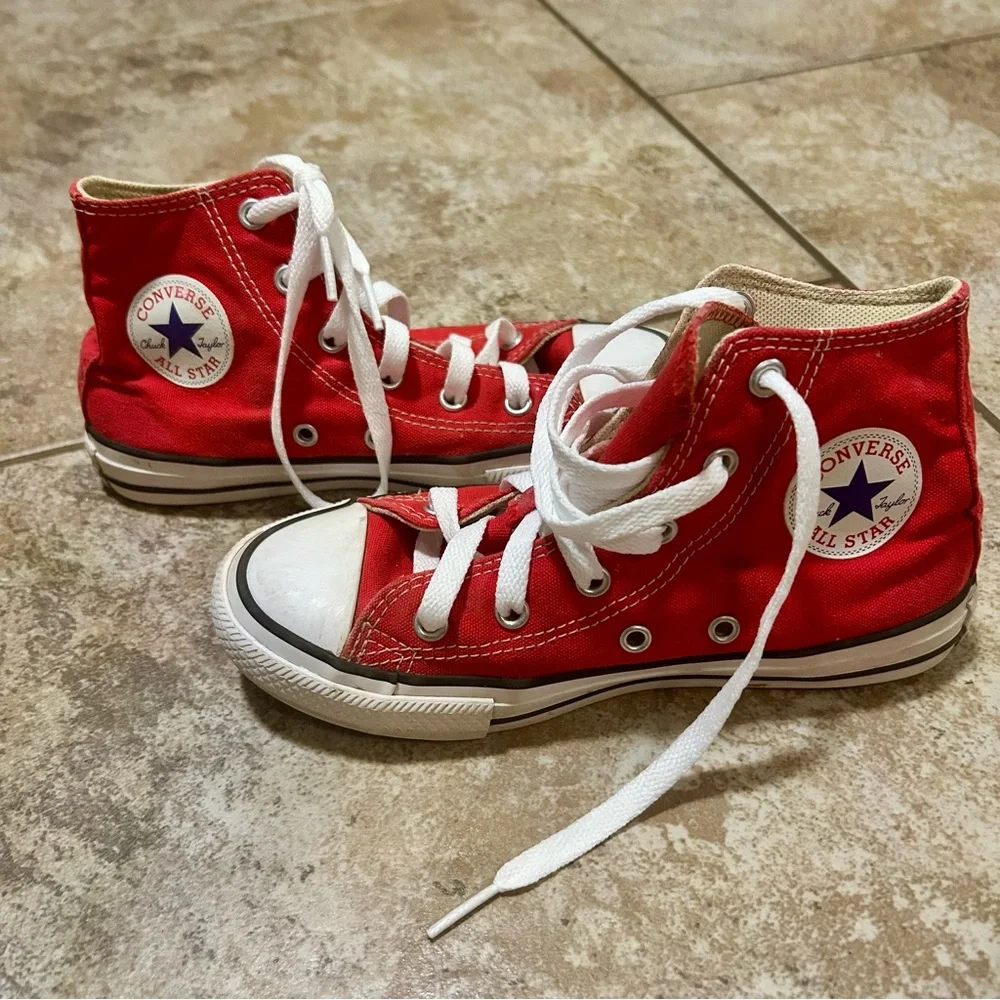 Red High-Top Kids Converse Sneakers - Classic Canvas Style